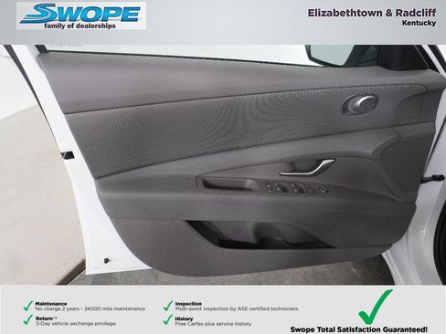 New 2026 Hyundai Elantra Blue image 13