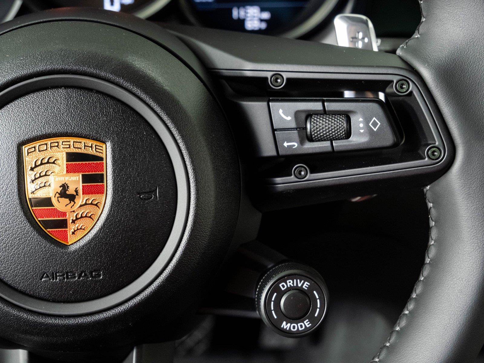 New 2026 Porsche Macan Turbo AWD/4WD image 11