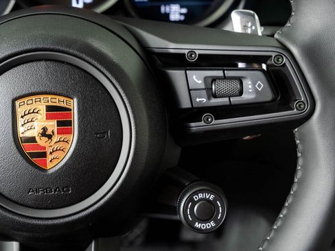 New 2026 Porsche Macan Turbo AWD/4WD image 11