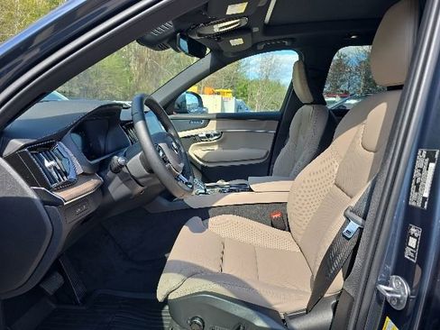 New 2026 Volvo XC90 T8 Ultra w/ Protection Package Premier AWD/4WD image 25