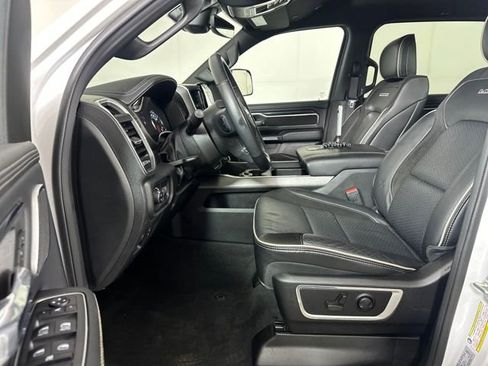 Used 2024 RAM 1500 Laramie image 11