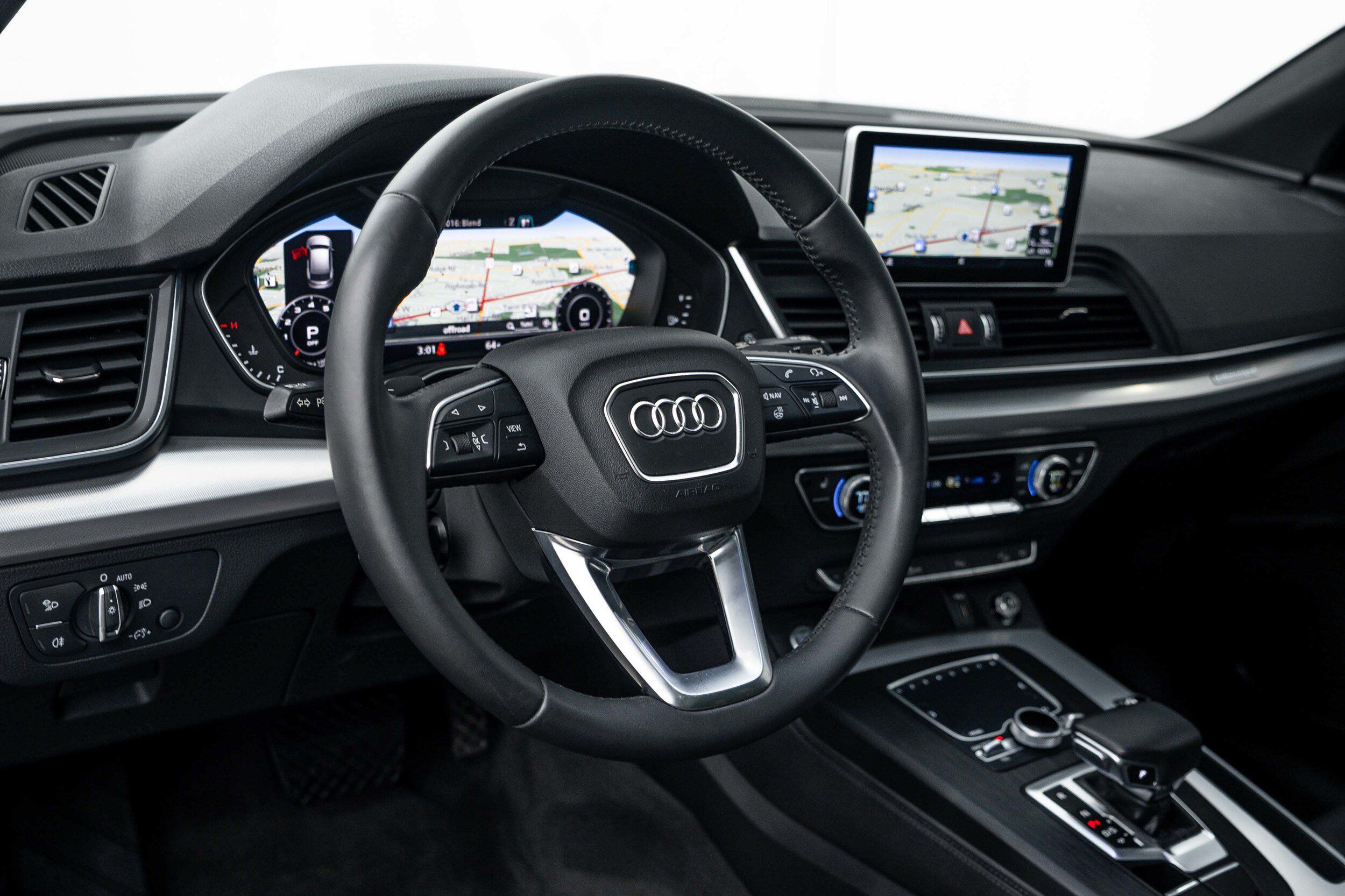 Used 2020 Audi Q5 2.0T Titanium Premium Plus w/ Premium Plus Package AWD/4WD image 10