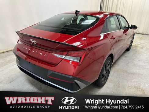 New 2026 Hyundai Elantra SEL Sport Premium FWD image 6