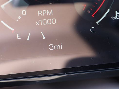 New 2026 GMC Yukon XL Denali w/ Advanced Technology Package image 14