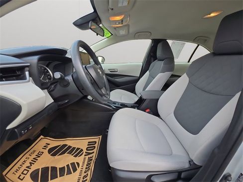 Certified 2022 Toyota Corolla LE image 10