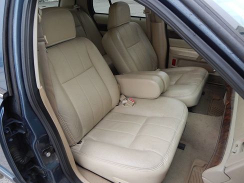 Used 2007 Mercury Grand Marquis LS image 36