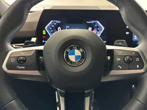 Certified 2025 BMW X2 xDrive28i w/ Technology Package image 17