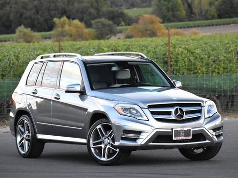 Used 2014 Mercedes-Benz GLK 350 4MATIC image 1
