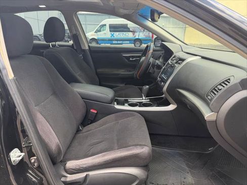 Used 2013 Nissan Altima 3.5 SV FWD image 13