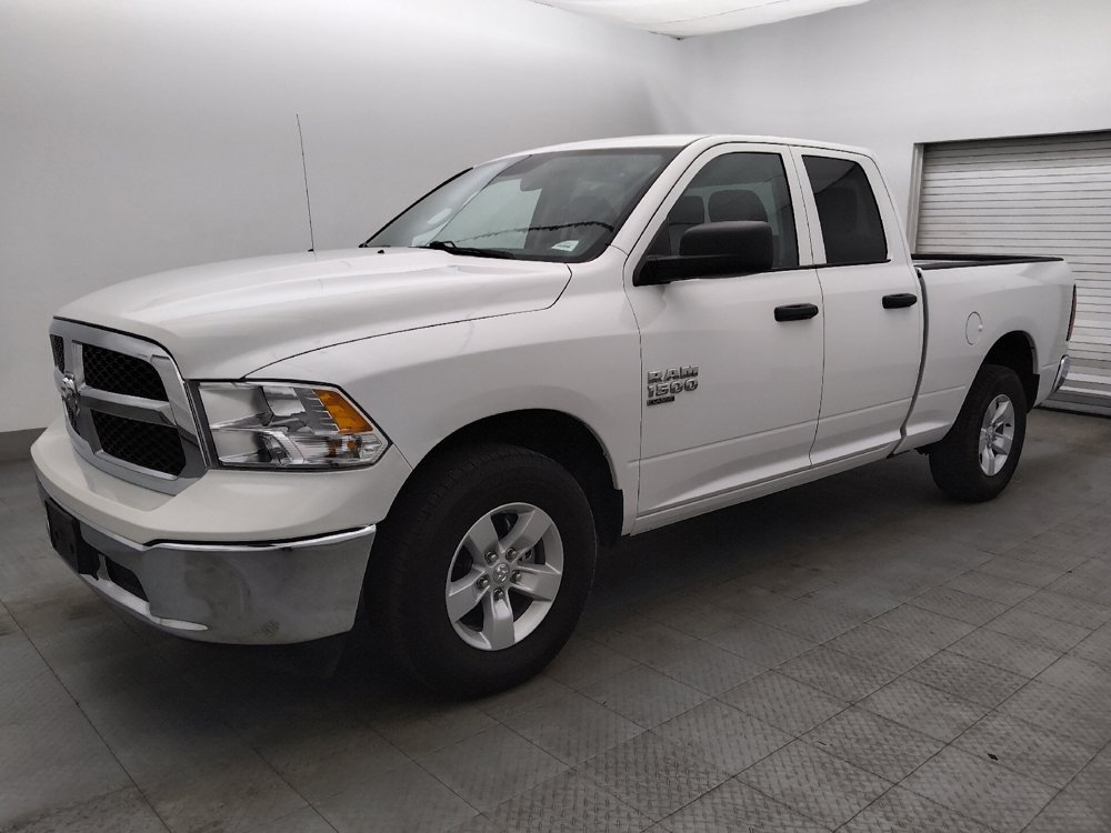 Used 2024 RAM 1500 Classic SLT RWD image 2