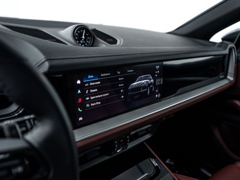 New 2026 Porsche Cayenne S image 17