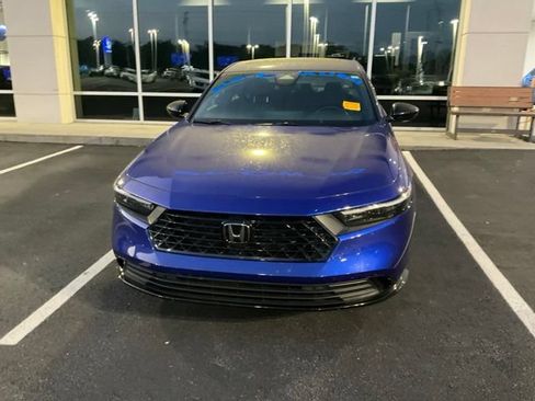 Used 2024 Honda Accord Sport image 12