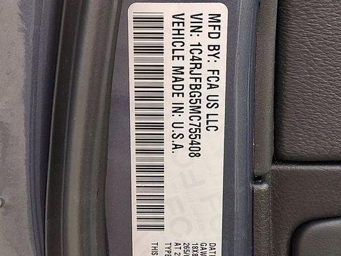 Used 2021 Jeep Grand Cherokee Limited w/ Premium Lighting Group image 28