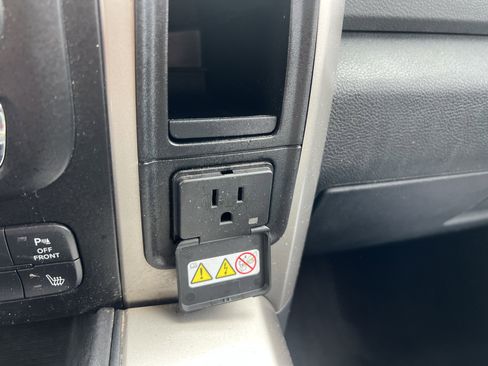 Used 2015 RAM 1500 Big Horn image 26