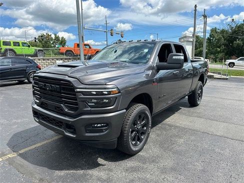 Used 2025 RAM 2500 Laramie image 2