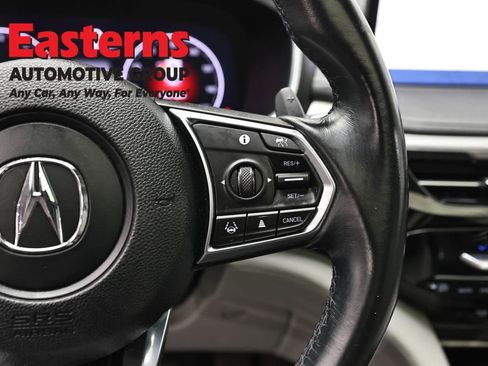 Used 2023 Acura MDX SH-AWD w/ Technology Package image 16