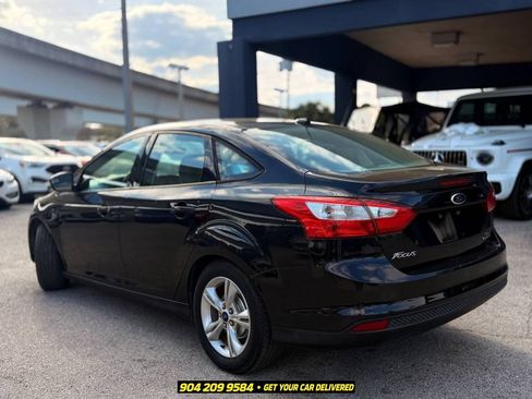 Used 2014 Ford Focus SE FWD image 5