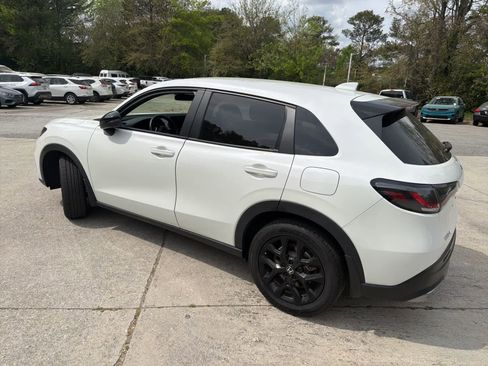 Certified 2024 Honda HR-V Sport image 7