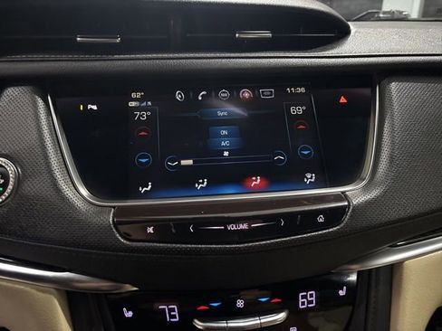 Used 2019 Cadillac XT5 AWD image 24