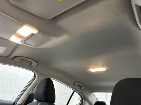Used 2025 Nissan Sentra SV FWD image 27