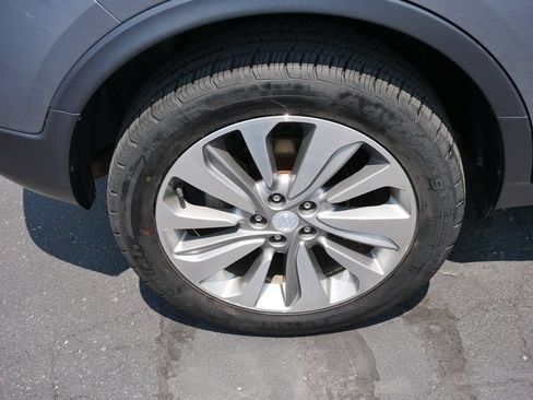 Used 2019 Buick Encore Preferred w/ Safety Package AWD/4WD image 8