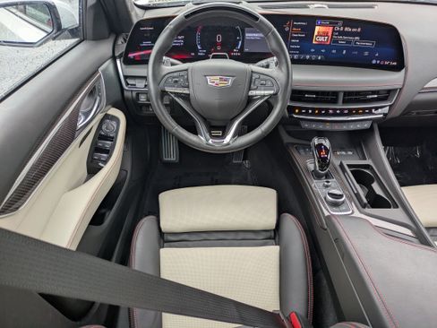 Certified 2025 Cadillac CT5 V image 4