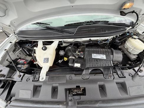 Used 2016 Chevrolet Express 3500 LT w/ LT Preferred Equipment Group RWD image 12