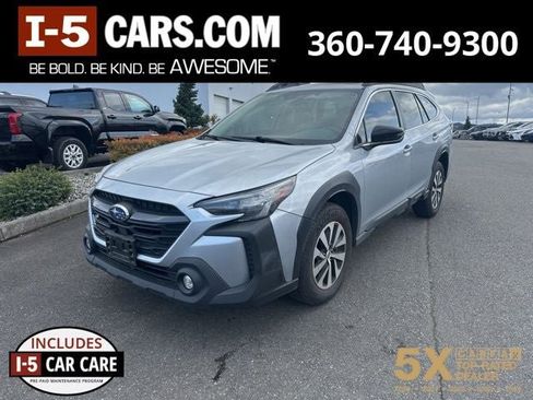Used 2024 Subaru Outback Premium AWD/4WD image 1
