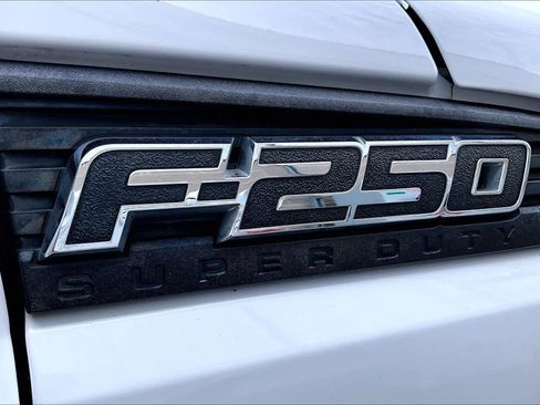 Used 2012 Ford F250 XL w/ PWR Equipment Group image 9