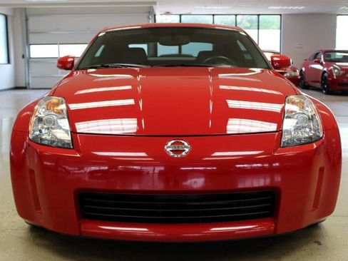 Used 2004 Nissan 350Z Touring w/ Cargo Convenience Pkg image 38