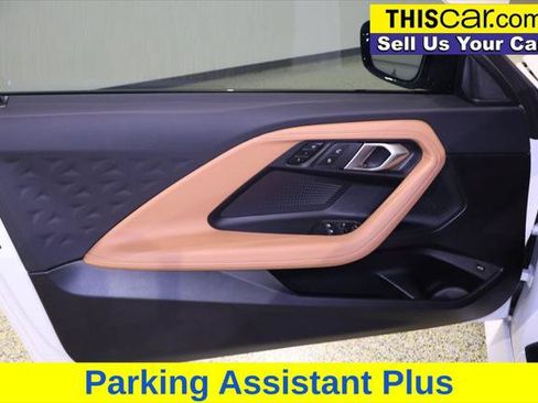 Used 2025 BMW 230i Coupe w/ Convenience Package RWD image 31