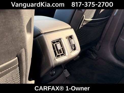 Certified 2025 Kia Sorento S image 24