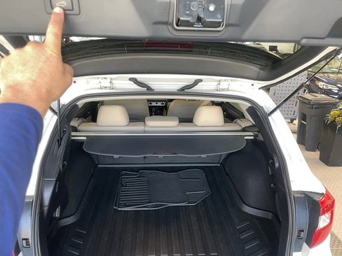 Used 2015 Subaru Outback 3.6R Limited image 23