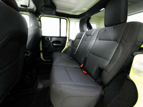 Used 2023 Jeep Wrangler Unlimited Sport AWD/4WD image 18
