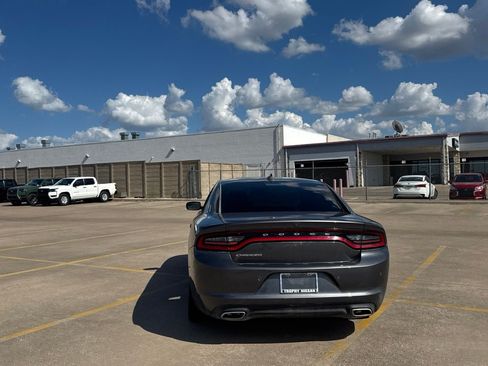 Used 2023 Dodge Charger SXT RWD image 21