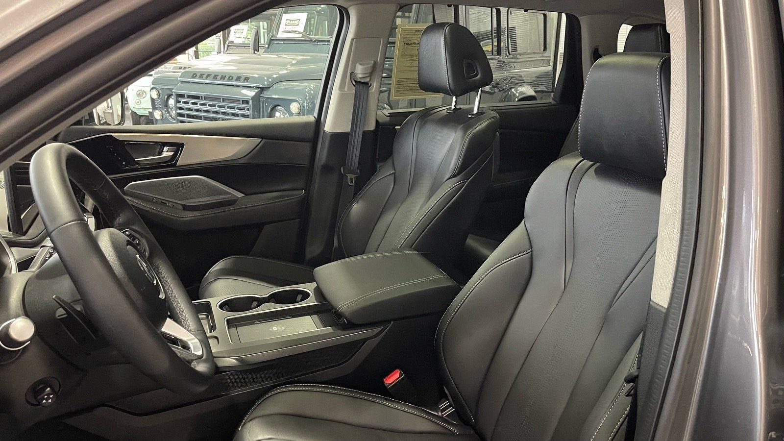 Used 2025 Acura MDX w/ Technology Package FWD image 27