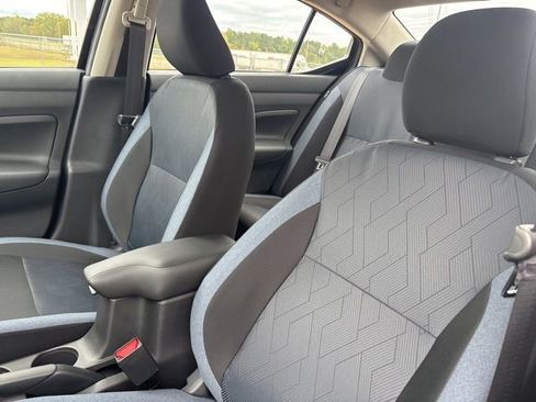 New 2025 Nissan Versa SV w/ Trunk Package image 9