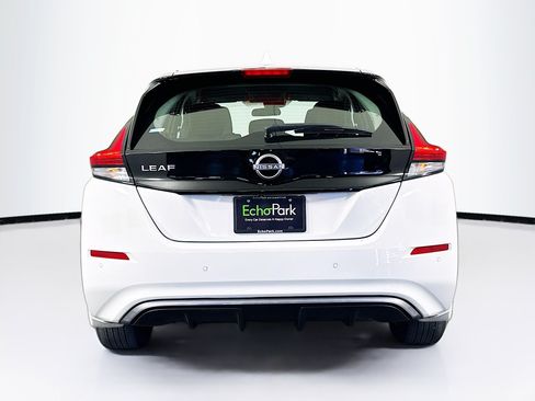 Used 2025 Nissan Leaf S FWD image 7