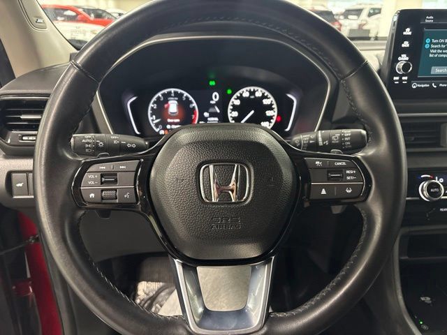 Used 2024 Honda Pilot Touring image 17