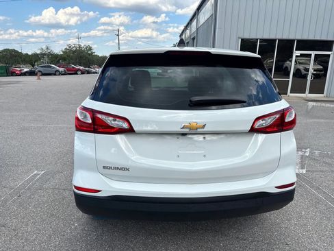 Used 2020 Chevrolet Equinox LS FWD image 8
