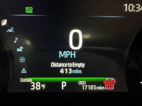 Used 2025 Toyota Sienna XLE image 24