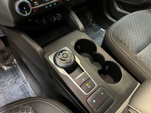 Used 2025 Ford Escape Active w/ Cold Weather Package image 24