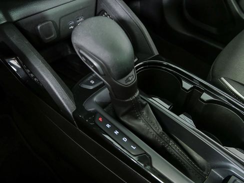 Certified 2025 Chevrolet TrailBlazer LT AWD/4WD image 16