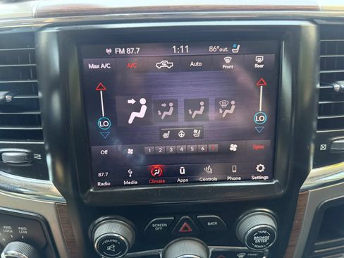 Used 2018 RAM 2500 Laramie AWD/4WD image 17
