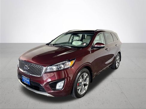 Used 2018 Kia Sorento SX image 2