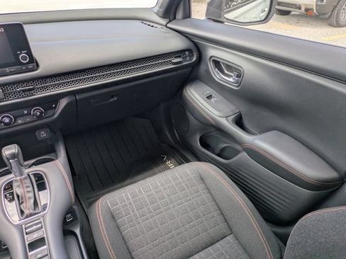 Used 2023 Honda HR-V Sport image 17