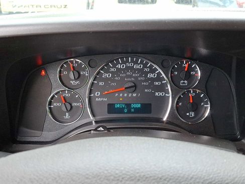 Used 2024 Chevrolet Express 2500 w/ Driver Convenience Package RWD image 20