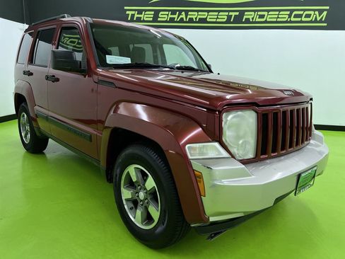 Used 2008 Jeep Liberty Sport w/ Popular Equipment Group AWD/4WD image 2