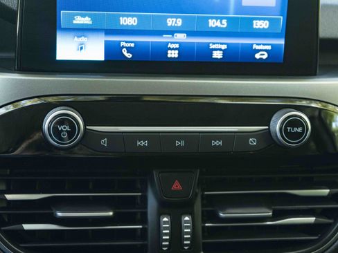 Used 2025 Ford Escape Active FWD image 32