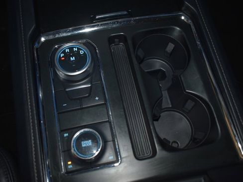 Used 2023 Ford Expedition Max XLT image 33